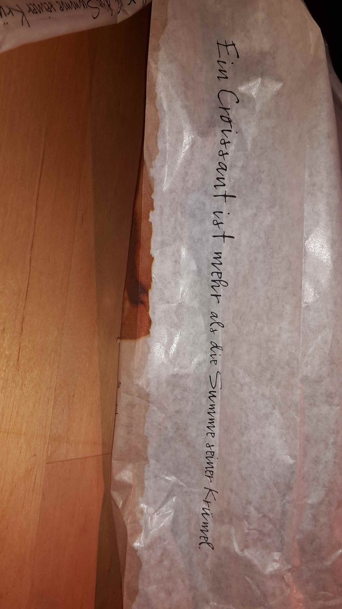 #nachdenklichespruecheaufbroetchentueten #papstbaeckereiratzinger