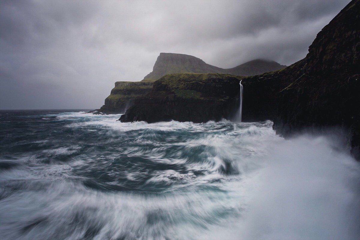 GASADALSVEGUR
Currently exploring the Faroes, was wild the first day!
#WexMondays #fsprintmonday #sharemondays #ThePhotoHour #FaroeIslands