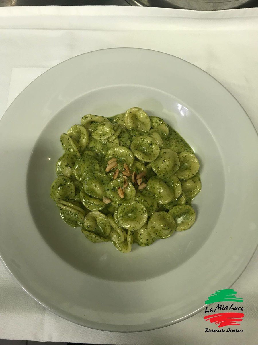 İtalyan mutfağına dair en ünlü lezzetlerden biri olan Orecchiette Al Pesto ile Pazartesi gününün yorgunluğunu üzerinizden atın!
