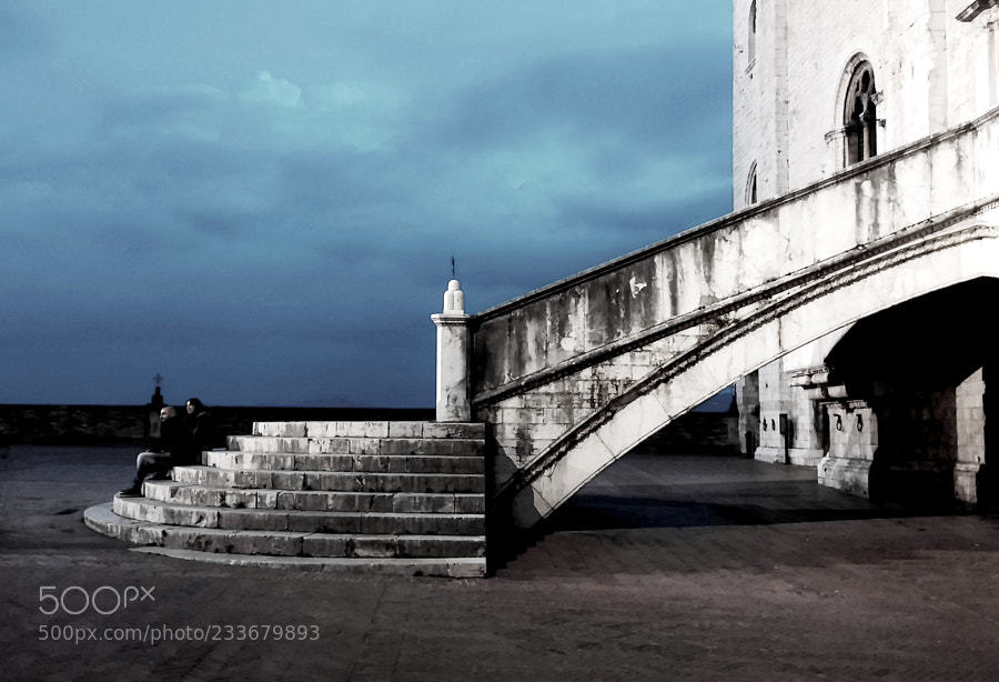 FotoWebLine's tweet image. Popular on 500px : Piazza grande by lucamoriconi ift.tt/2zQci4d #photography #photographer
