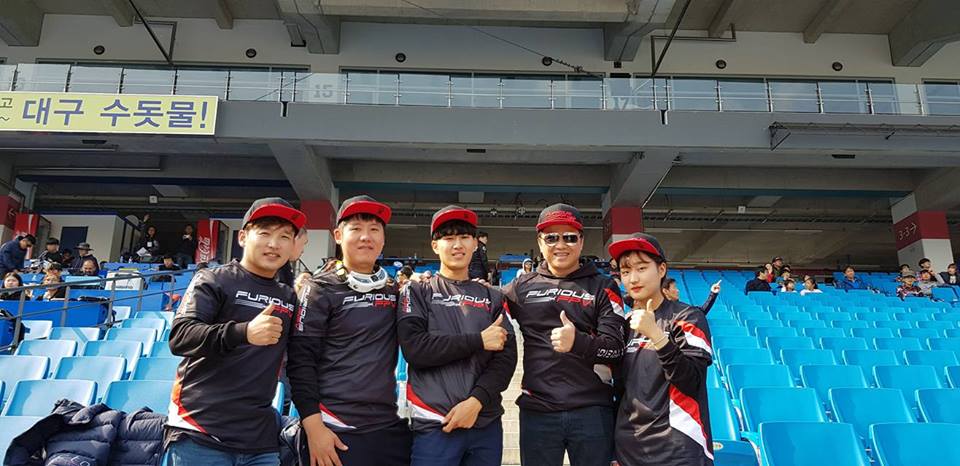 Team #FuriousFPV at FAI KAMA Drone Fiesta 2017 in Daegu, S. Korea!
#DroneRacingSK #IDSC #Droneworldcup #Droneracing #Dronerace #ドローンレース