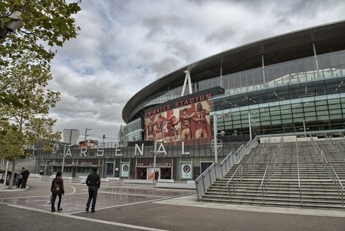 MakeSportYrBiz's tweet photo. It's the big week! Excited for our rebrand event at the Emirates - talks, tours, auctions & celebrations around the corner... #PremierLaunch https://t.co/N8Y9vSLiYw