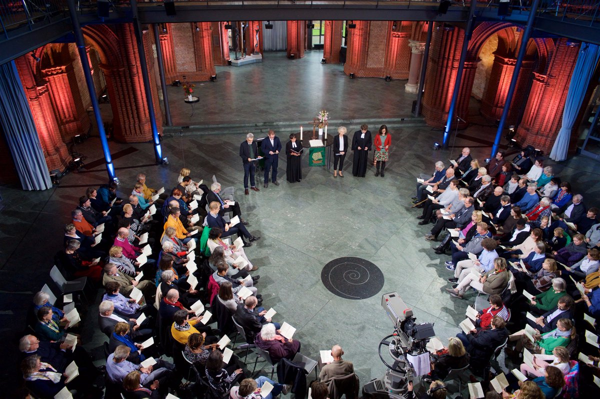 r2017org's tweet photo. Im Hinblick auf den Reformationstag wird die Bedeutung der Reformation von Politik und Kirche sehr gewürdigt. https://t.co/VWvvIfyQ30 https://t.co/7Clx4zxRtV
