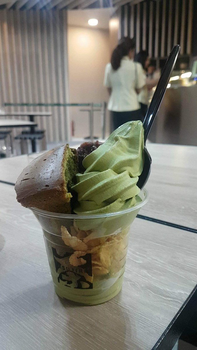 carloyacob's tweet photo. #TsujiriPH is now serving desserts and drinks made with real Matcha at The Podium, Ortigas. So #MATCHArap! https://t.co/jwoxGAUdoi