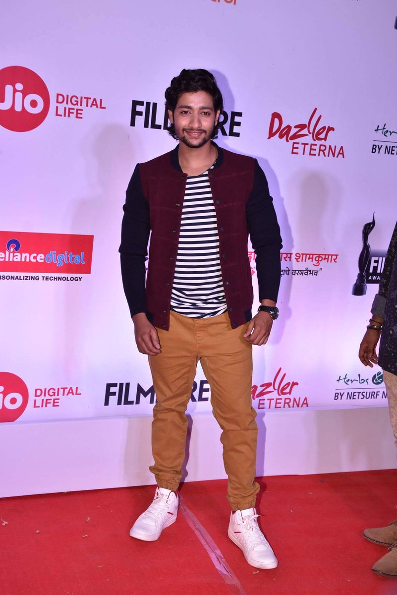 thosar_akash1's tweet photo. Thanks a lottt...love you all.. https://t.co/BQOYruEvzp