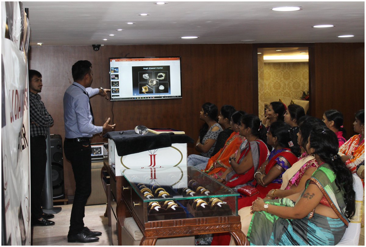 igiworldwide's tweet photo. IGI conducts 'Know Your Diamond' - a workshop on the various aspects of diamonds as well as the diamond identification and grading process for JJ Diamond Mart,Chennai
#IGI #KnowYourDiamond #JJDiamondsMart https://t.co/Kkb4fX9m6Q