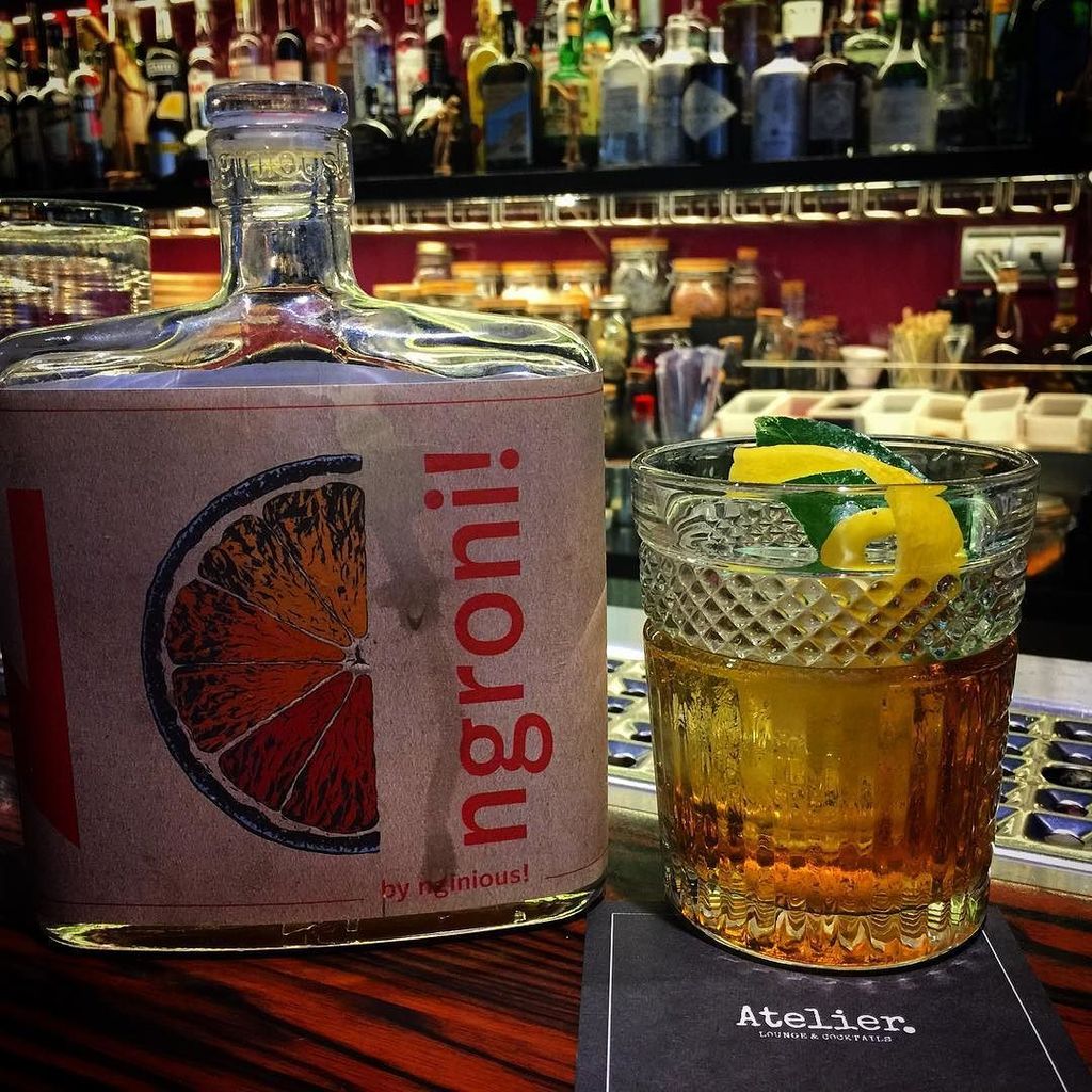 GinAndTwitts's tweet photo. Greatest moment #Ngroni #time by @nginious in @loungeatelier #maspalomas #canaryislands https://t.co/fPZ8JqbEai