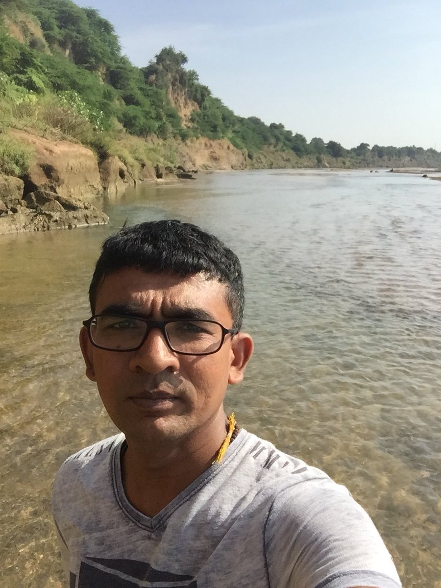 JagdishDhola's tweet photo. #StandWithRivers. Narmada at chanod (Gujarat) https://t.co/tjTC0mzECm