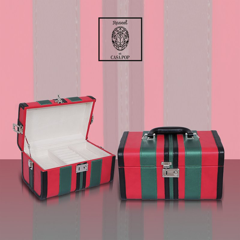 casapopofficial's tweet image. Carry  your precious #jewellery around with ease as you travel - with this statement #jewellerybox from Casa-POP.
#designerbox #decortips