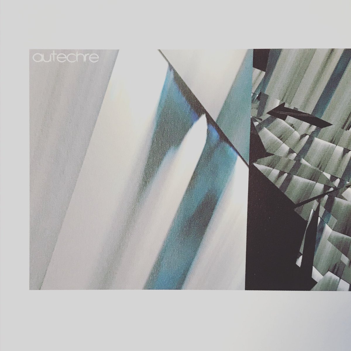 THEBOYOFFICIAL's tweet photo. みんな!こんにちは!今日の一枚です🎶 autechre、confield
THE BOY
#THEBOY
#寒いねぇ
#今日の一枚
#autechre
#confield
#ロック
#クラブミュージック
#写真
#詩
#followme https://t.co/tsJesSXCHV