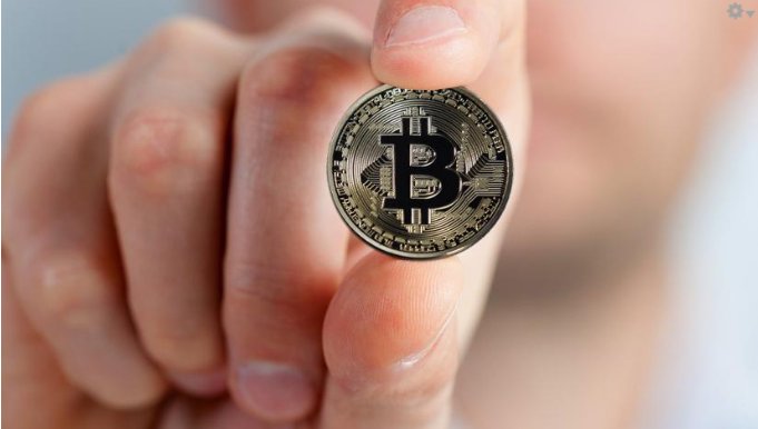 cashch's tweet photo. #Bitcoin in «echtes» Geld umtauschen: Die Erlebnisse eines Hobby-Investors. #Blockchain #cryptocurrencies https://t.co/YtfhcKzLyR https://t.co/5wb35eC2Cc