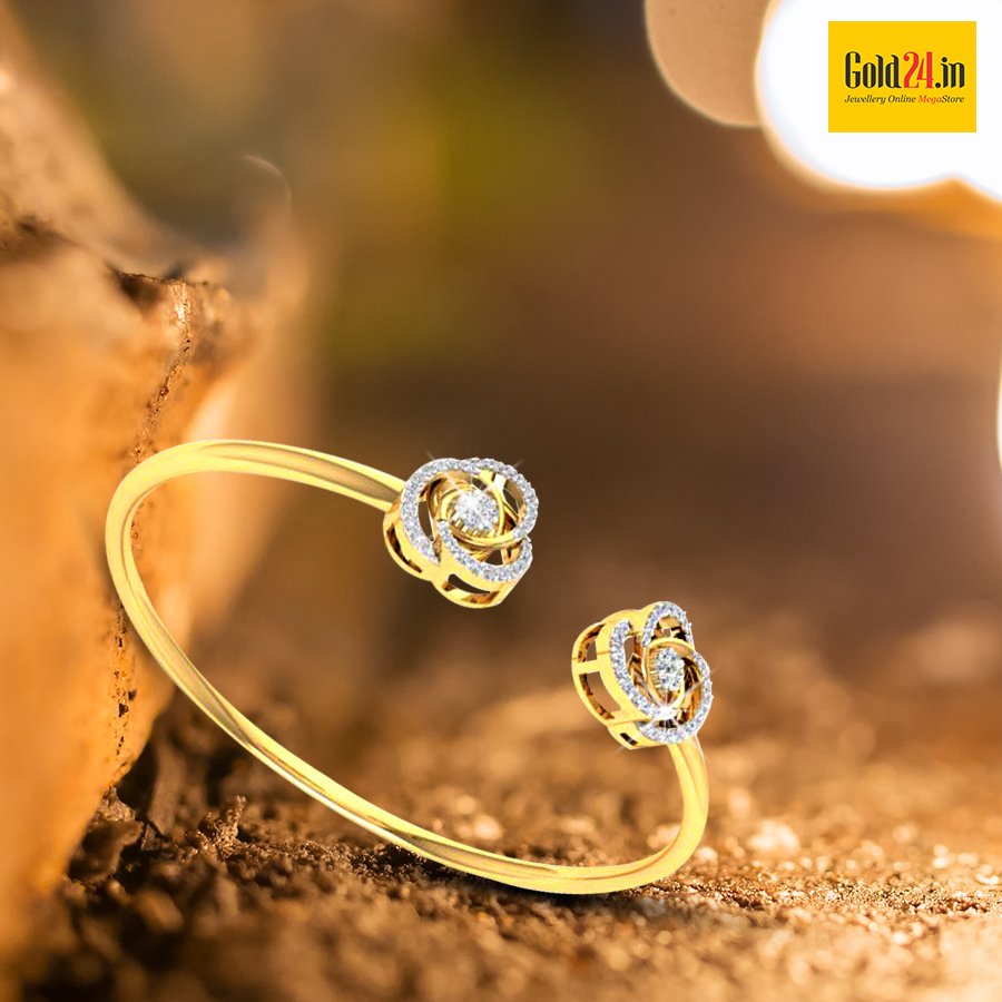 Gold24_in's tweet photo. Create a unique look with this gold bangle bracelets with feminine design!
Shop Now : https://t.co/h2ylM64QYl https://t.co/TJQ60fel4j