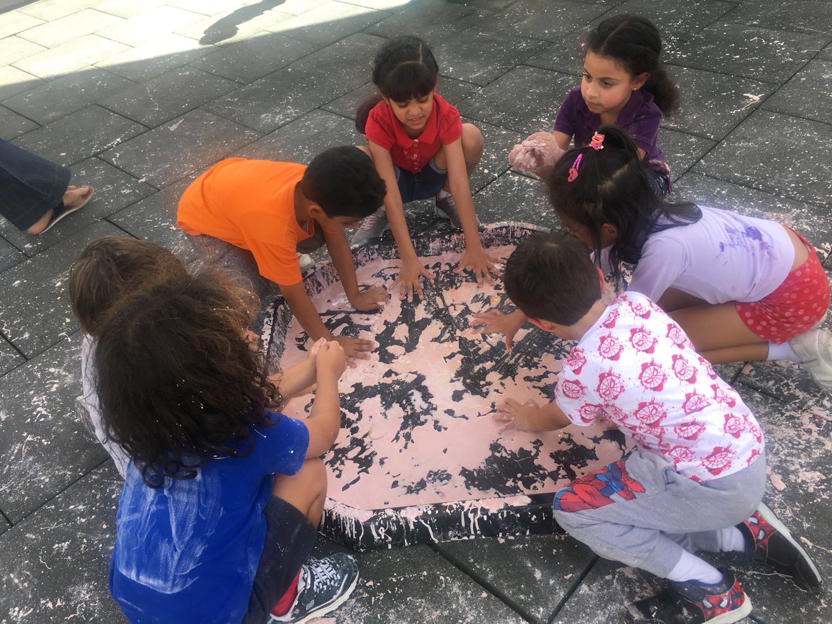 UISDubai's tweet photo. Early Years Teachers help students develop crucial skills that they will utilize later in life. #Messyday #sensory #dubai #MomentsofWow https://t.co/9d3AxspW8r