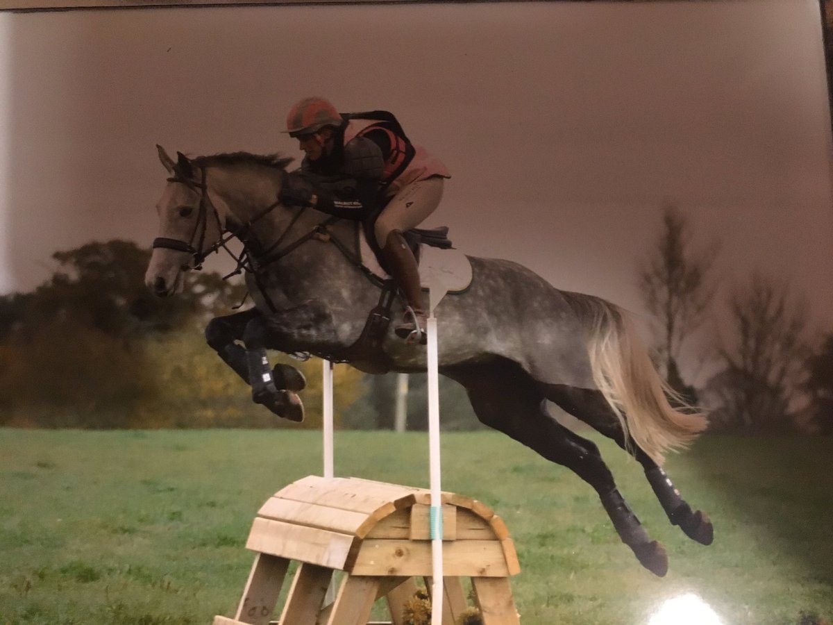 Claire Deuten tweet media