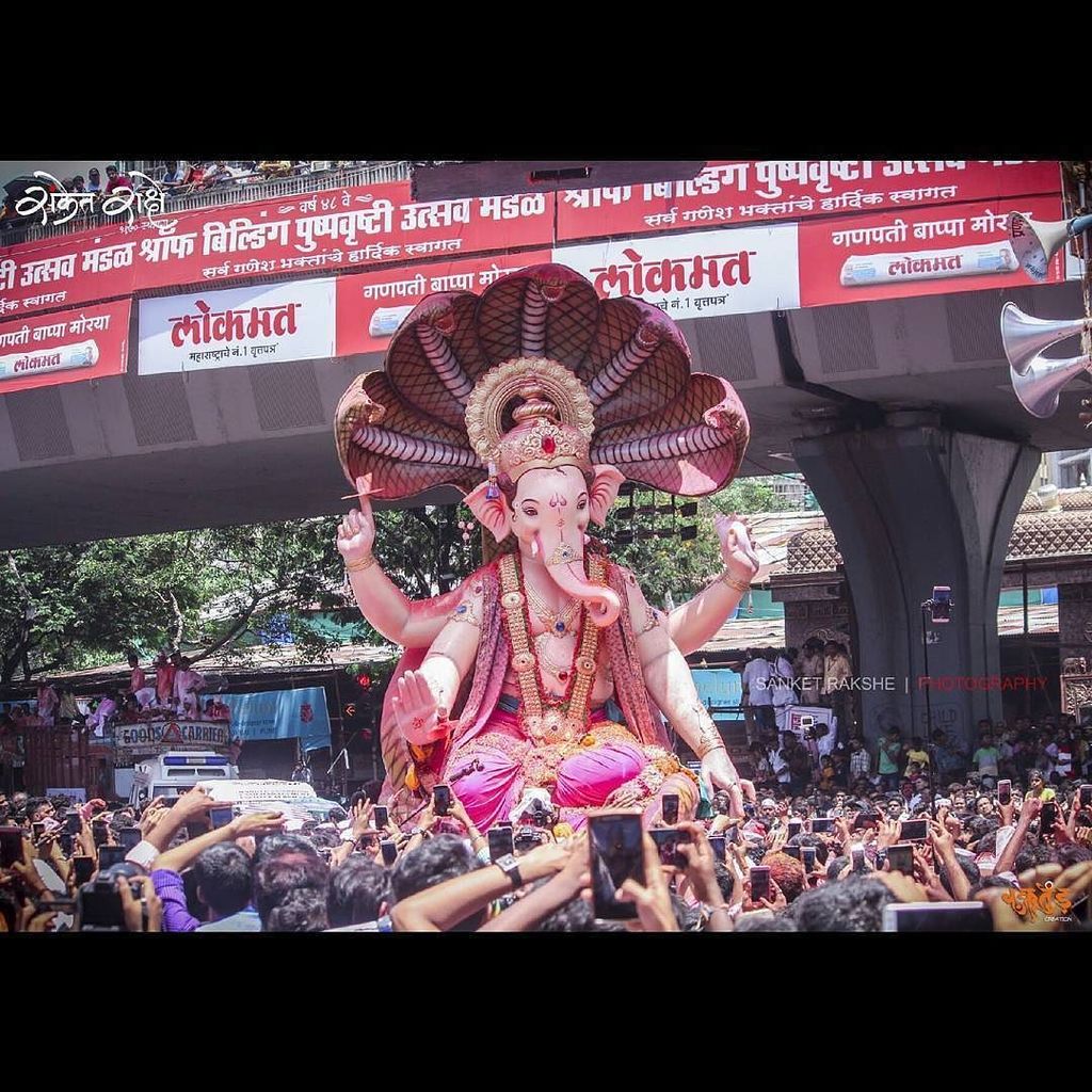 Mum_Ganpati's tweet photo. Repost @sanket.rakshe
by @media.repost:
"मुंबईचा राजा"
@sanket.rakshe
#mobilegraphers
#mumbaicharaja
#insta_mahar… https://t.co/OuPnsBWu9C https://t.co/ONH00qSojF