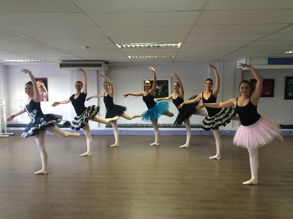 balletdebut's tweet photo. Join our adult classes at Ballet Debut
https://t.co/9ZQ6eWv3wh https://t.co/eSiniAzKd1