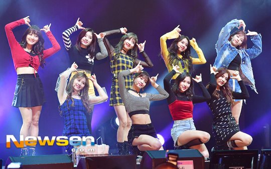Twice Global Pic Twice Showcase 5 Likey Twice 트와이스 Likey Twice Global Pic Twice Showcase 5 Likey Twice 트와이스 Likey