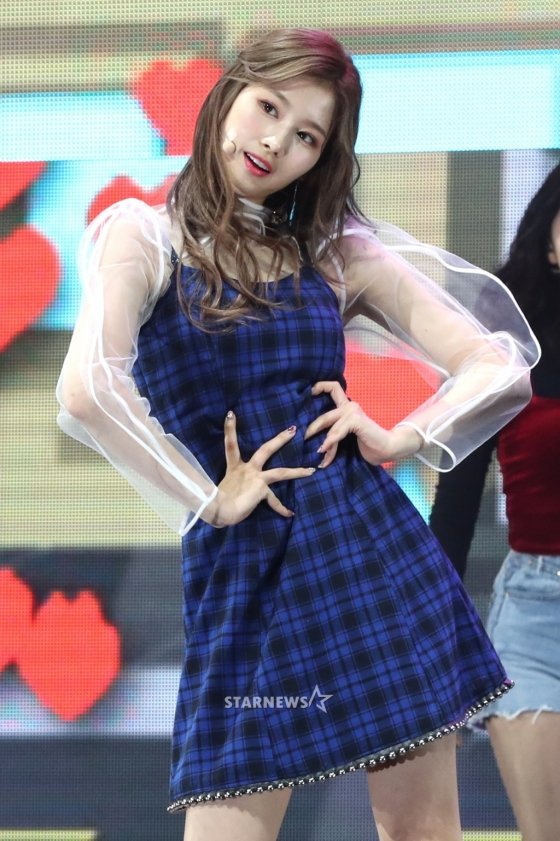 No 사나 No 샤샤샤 Twice Likey Showcase 3 Sana 사나 트와이스 Twice No 사나 No 샤샤샤 Twice Likey Showcase 3 Sana 사나 트와이스 Twice