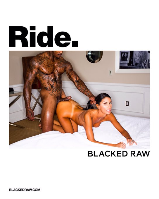 3 pic. Can't sleep, maybe you'll dream of me???✨?❤️ @BlackedRaw @GregLansky @iamjasonluv xoxoxo https://t