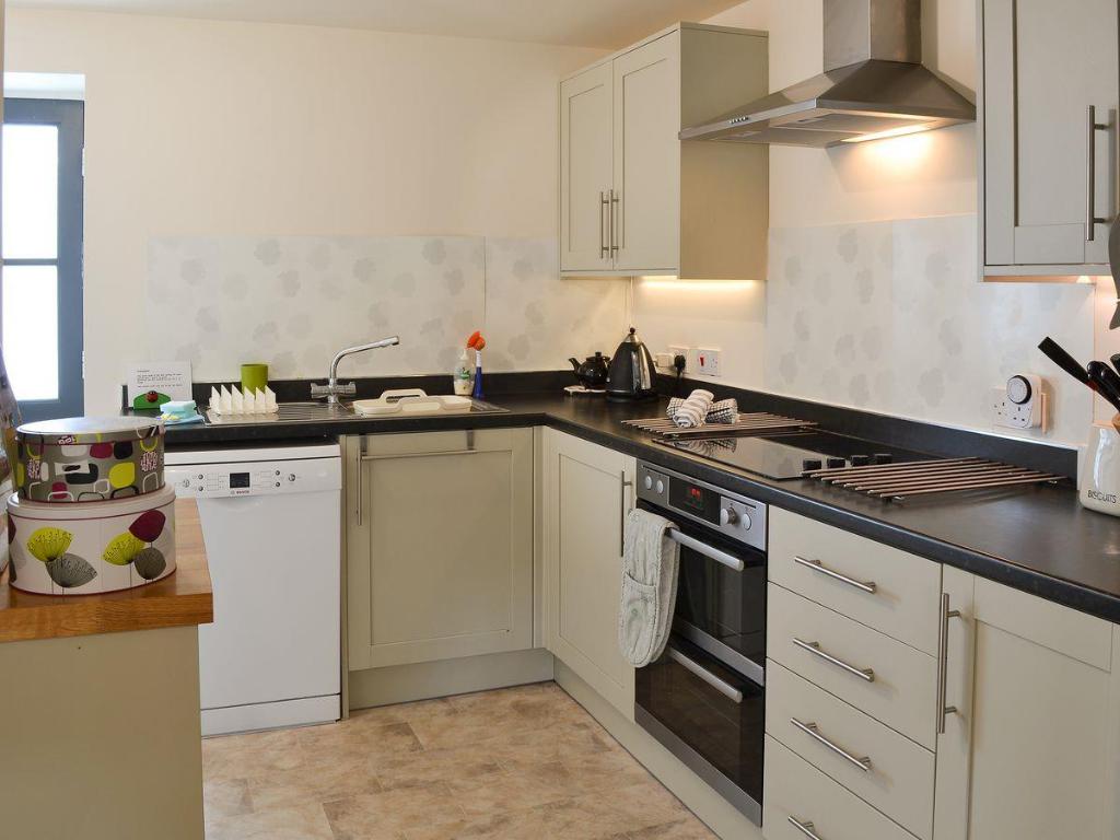 Middle Cottage nestles amidst a small row of three within the heart of the welcoming village of Shilbottle - spr.ly/60158CPXR