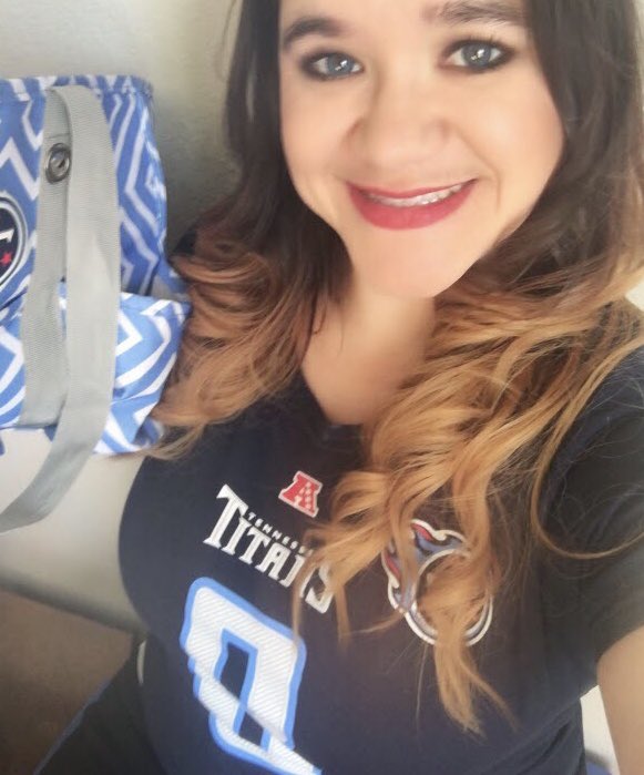 Happy Birthday to my favorite QB Marcus Mariota!   