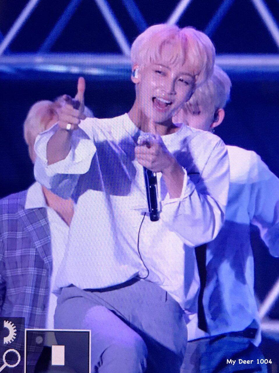 더쿠 - 정한이 이 빵빵 안무는 아나스인가 무슨 노래에서 한거지