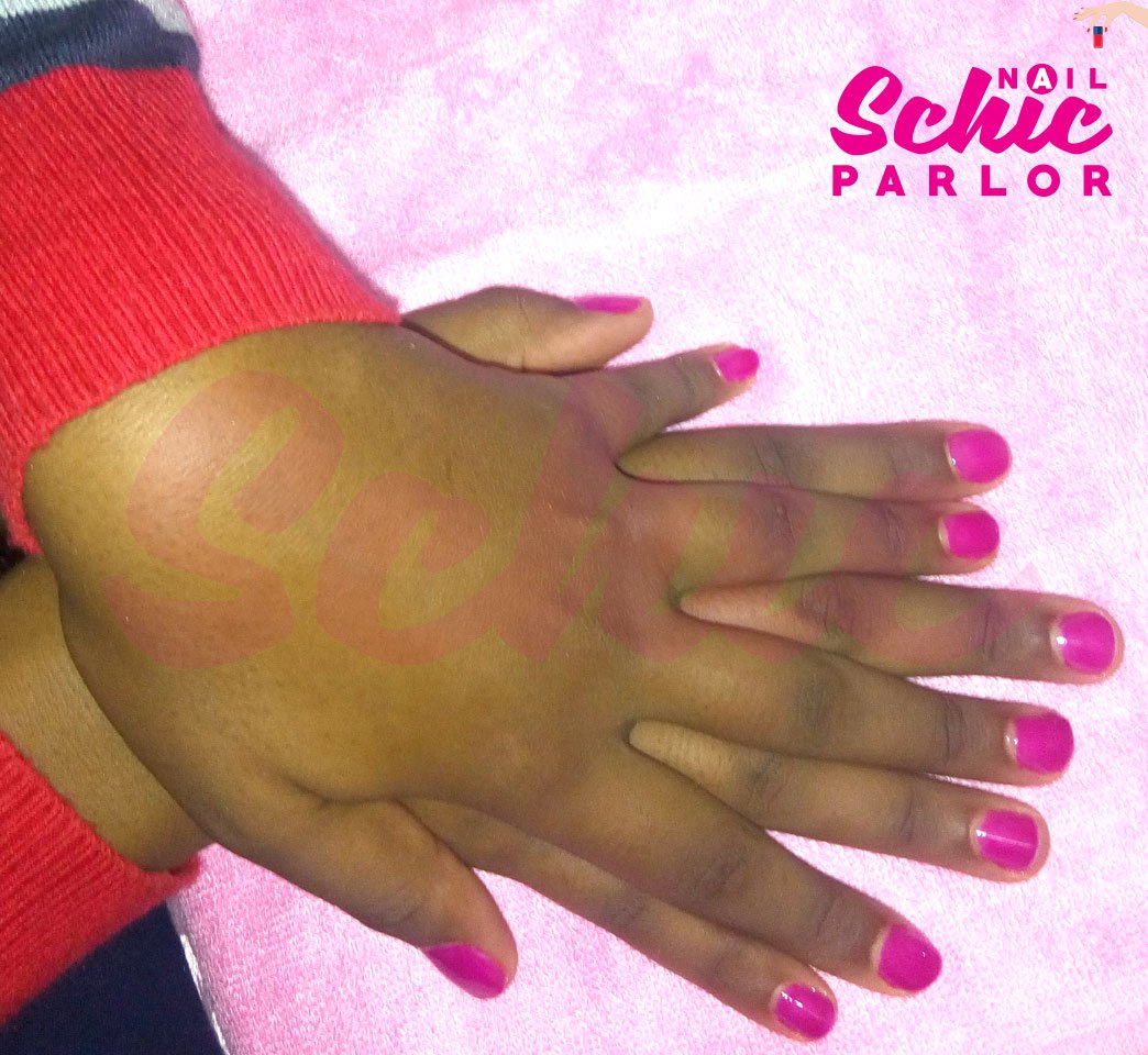 schicnails tweet picture