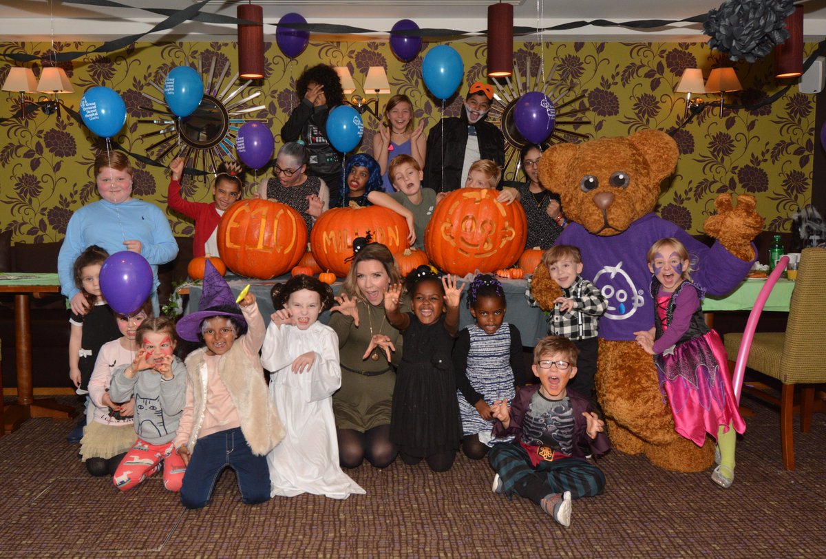 GOSHCharity's tweet image. Premier Inn &amp;amp; Restaurants have celebrated raising £10m for GOSH! Thank you for your amazing support. Read more: gosh.org/news/patients-…