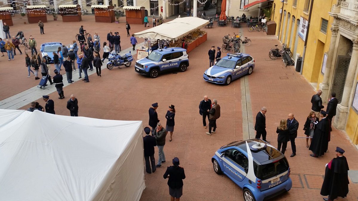 Polizia di stato on twitter: safety e security #capodellapolizia ... Polizia di stato ferrara
