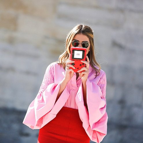 EratoStyle's tweet photo. Have you always thought red + pink don't go together? These chic street style looks will prove otherwise https://t.co/mS1KignOtp https://t.co/A9ojgqvaFM