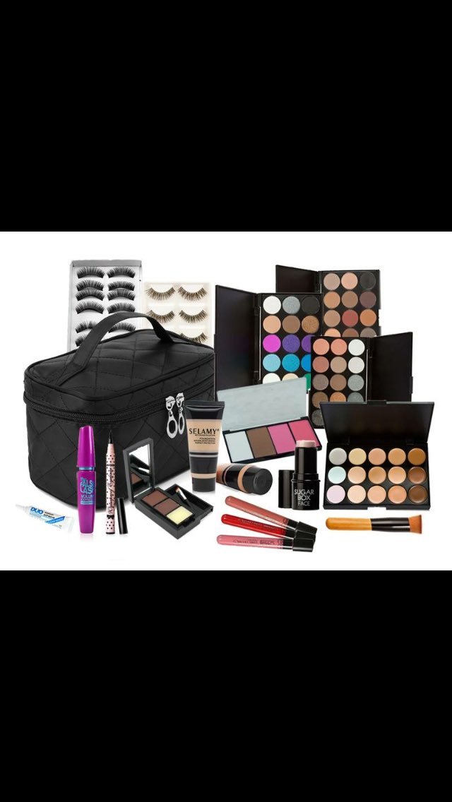 PenelopeSchool's tweet photo. Receive money off kits when you participate in a course! #makeup #skincare #waxing #hair #lashes #penelopeacademy https://t.co/4csVvvlpCP