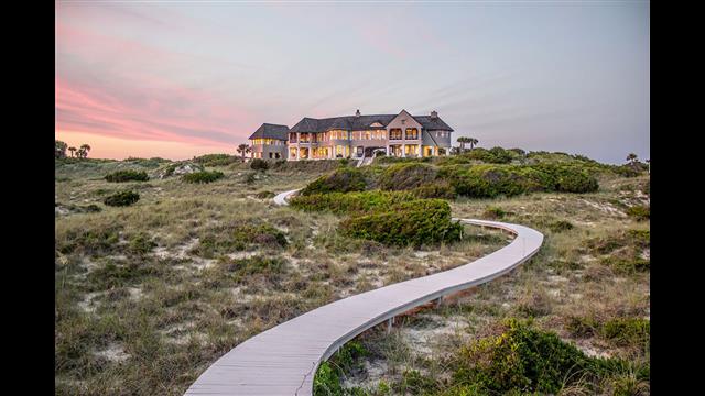 AlphaWavePC's tweet image. Know #BusinessNews : Listing of the Day: A North Carolina Home With Ocean Views Inspired by viralmarketingglobal.uk/o9818