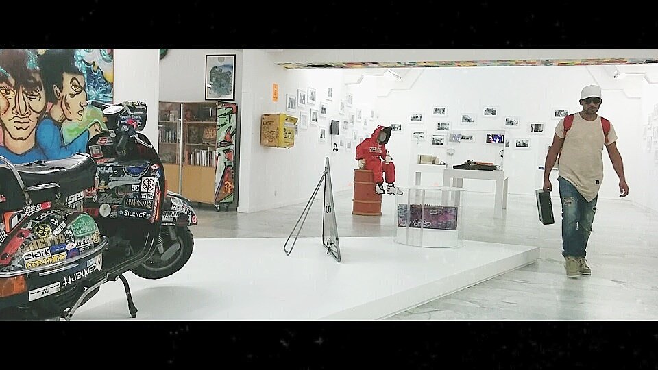 Scratcheverywer's tweet photo. ✔NEW #scratcheverywhere VIDEO COMING OUT in a few hours. Location: Museum of Contemporary Art Marseille, France. #portablism #NumarkCulture https://t.co/ymmvilZqUE