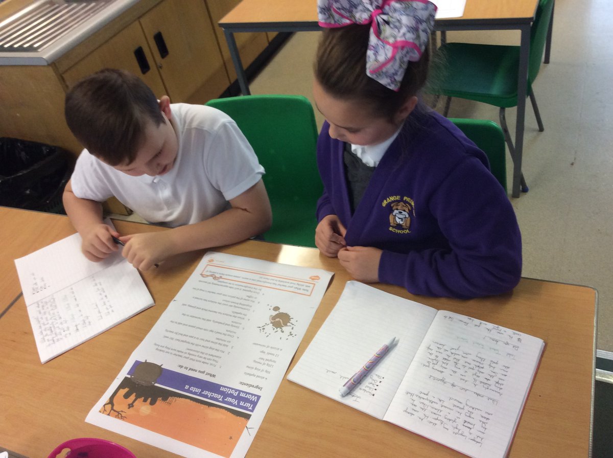 MissJWoodallGPS's tweet photo. We are raiding the reading! Our texts have a spooky Halloween theme today #GPSEnglish #Raidthereading #GPSclass5 https://t.co/aHQP2HQcSf