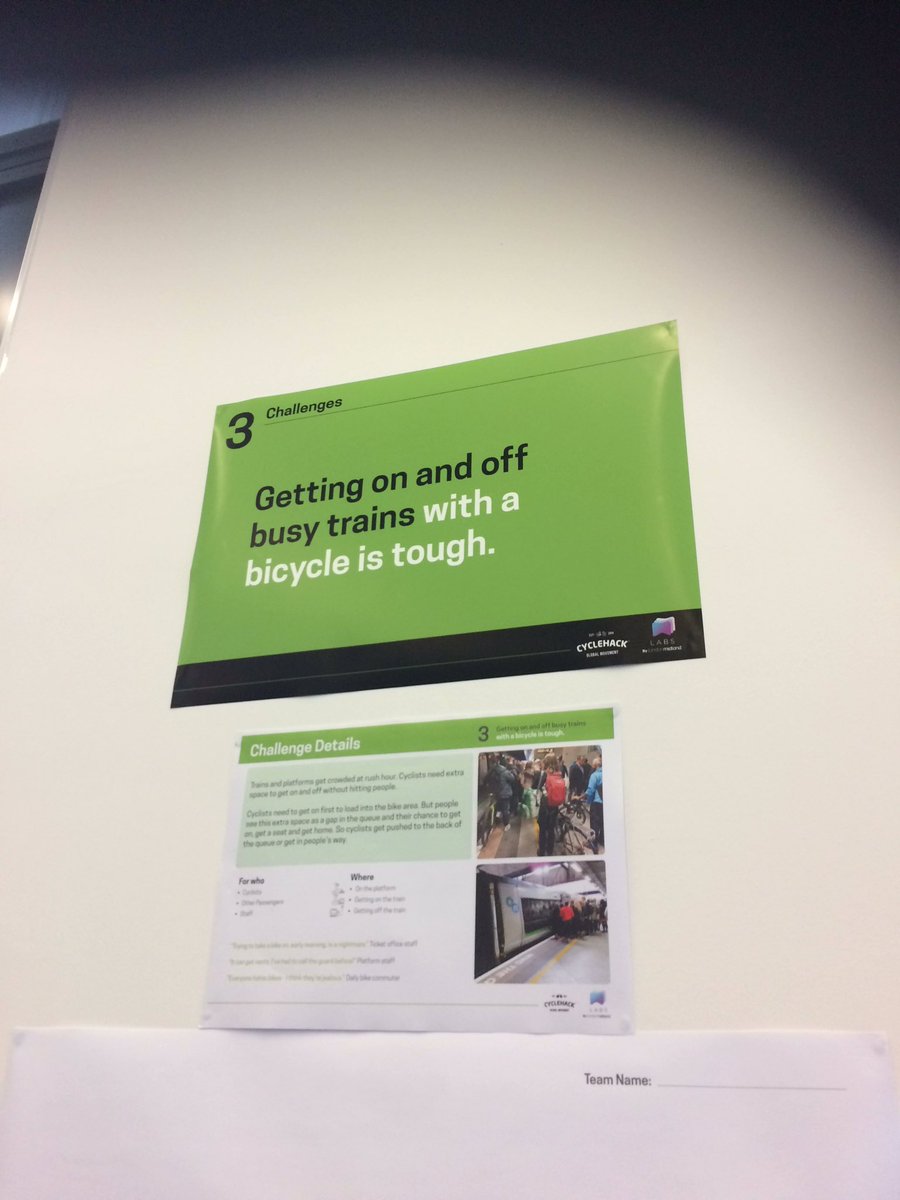 secondpedals's tweet image. One of the challenges of using trains with a bike 😬@cycle_hack @LondonMidland