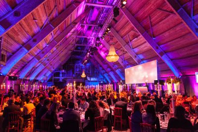 Ben jij de merkversterker die ons salesteam komt aanvullen. Brainstormen-pitchen-creëren-overtuigen. Lees meer: bit.ly/merkversterker…