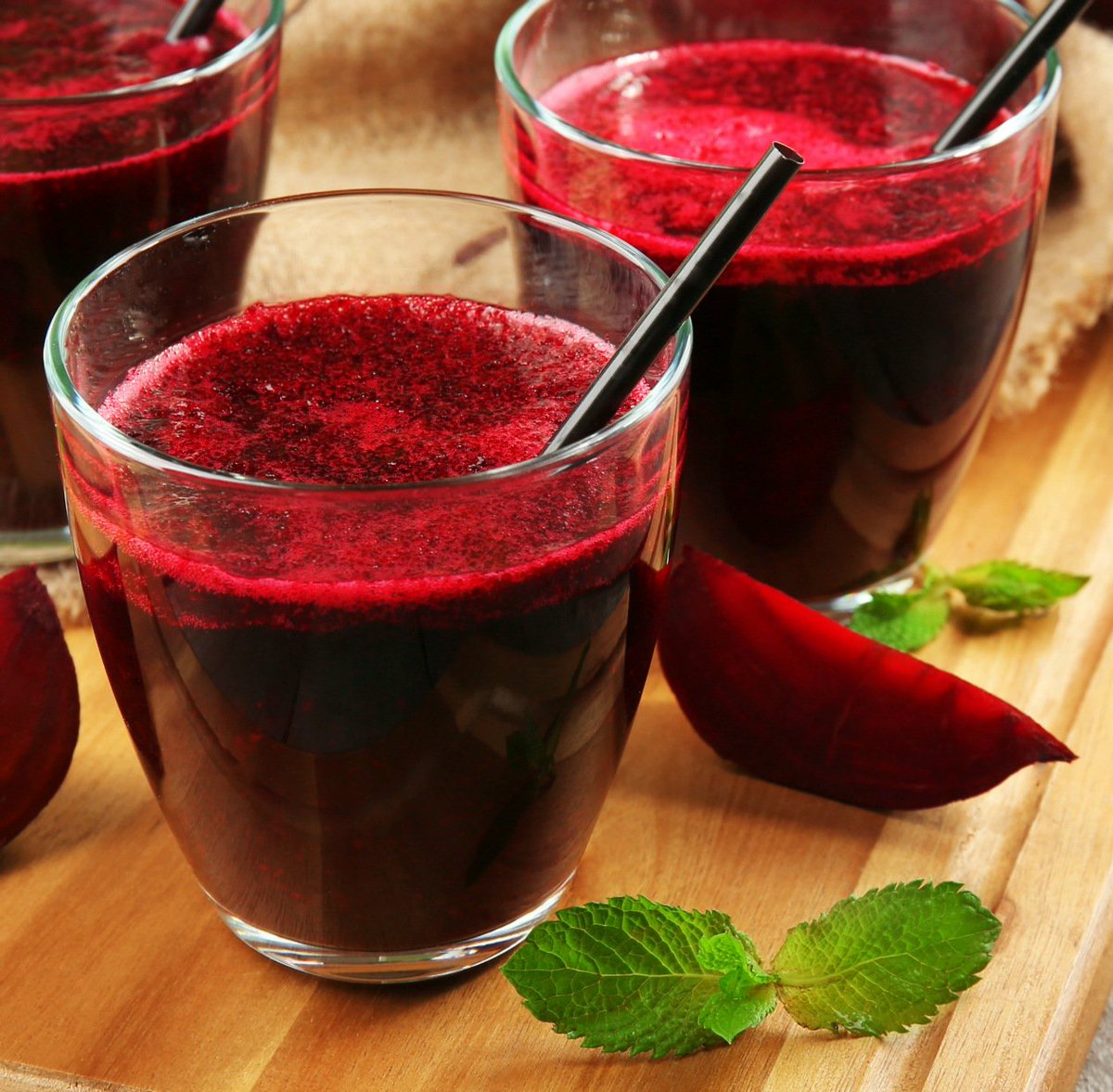MNAdvisor's tweet photo. Mint Cherry Superfood Smoothie Recipe TARGETS 16 HEALTH GOALS!
1.) Erectile Dysfunction 2.) Pain

More:: https://t.co/VvsWchdVQz @MNAdvisor https://t.co/0AoAeo2HqM