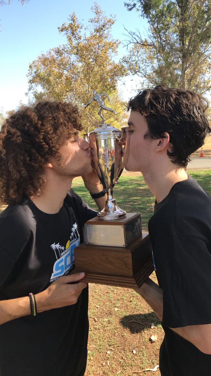 Kellen_Browning's tweet photo. First @theSCIAC championship in 12 years! #Trusttheprocess #tightbois #loosebois #sickbois #skew #PPXC https://t.co/O6XMf2oSet