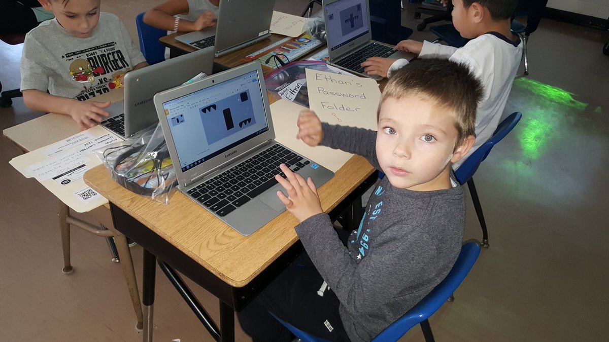 jennifer castelo tweet media