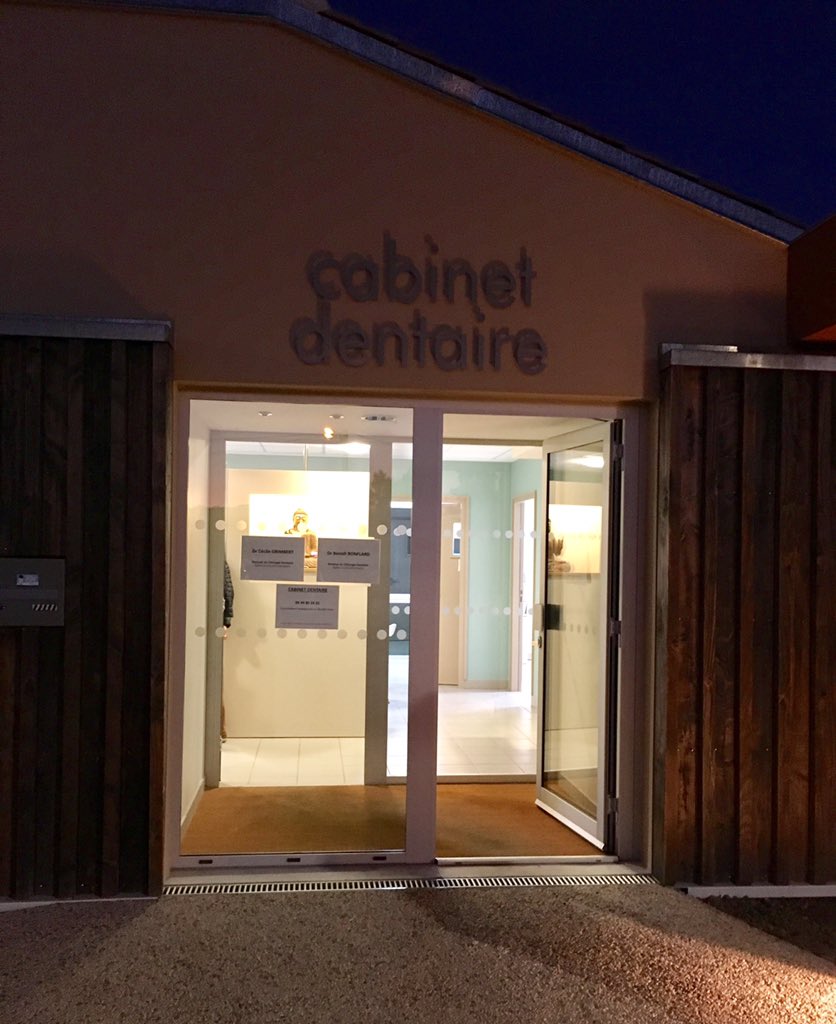 departement86's tweet photo. Inauguration de la Maison de Santé Pluridisciplinaire de #Bonneuil-Matours #IBarreau @jpabelin @afbourat @benoittirant #CGuillard #PlanSanté https://t.co/1zA68IYcjJ