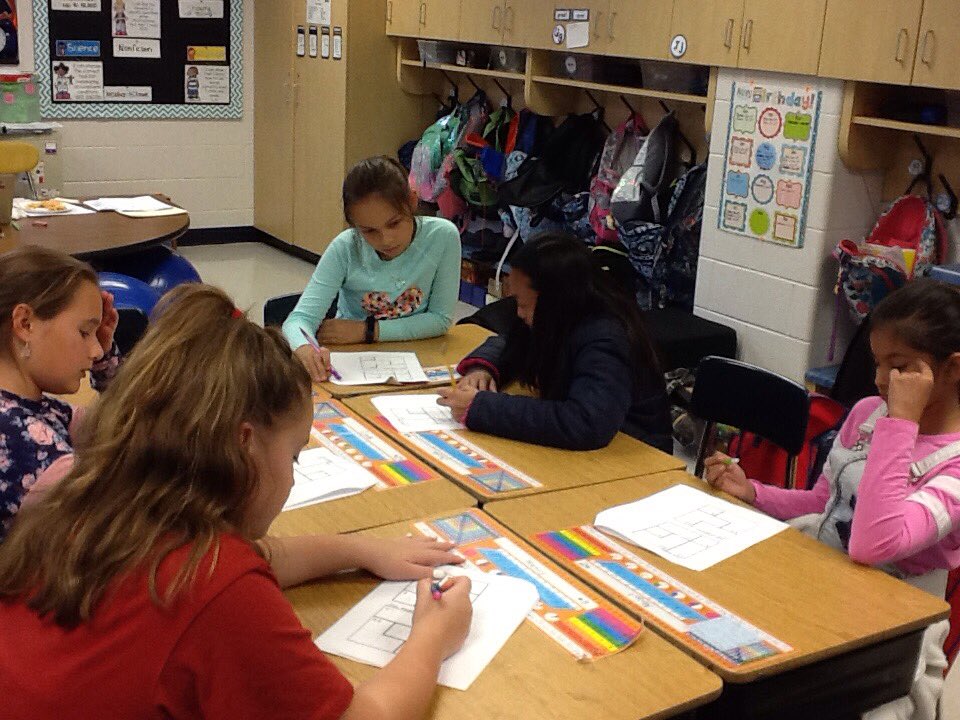 MrsLongTech's tweet photo. 5th grade Math Club is doing KenKen puzzles! @MrsCionisClass #patton25 #pattonmathclub https://t.co/PZf14VCjiD