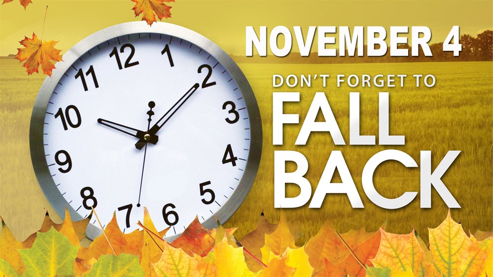 triangletigers's tweet photo. Just a reminder for this upcoming weekend. Set your clocks back one hour when you go to bed Saturday night. #extrasleep #goodbyesunlight https://t.co/83BmtlUqLi