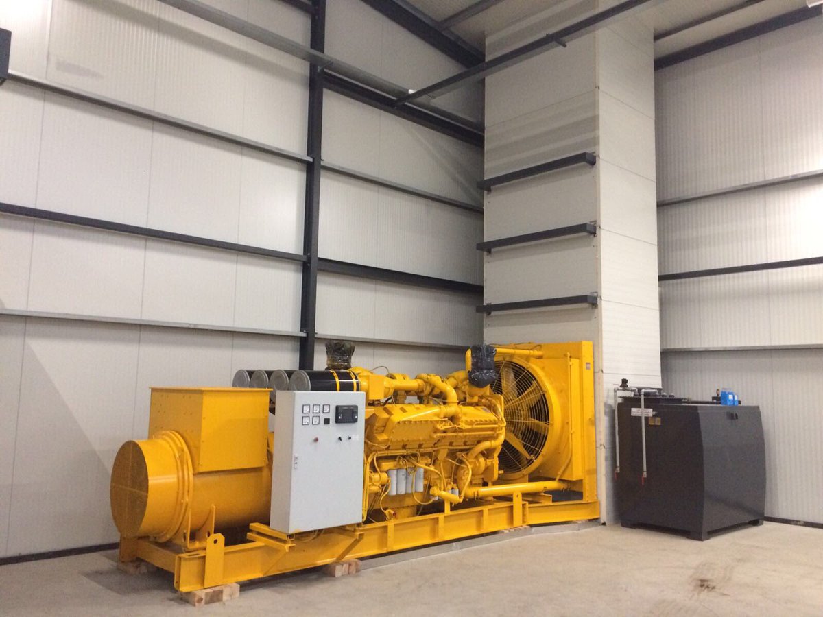 Vandaag noodstroom aggregaat geïnstalleerd, mooie koof gemaakt door <a href="/verbeekprojects/">VERBEEK PROJECTS</a> voor warmte en uitlaat afvoer direct naar buiten.