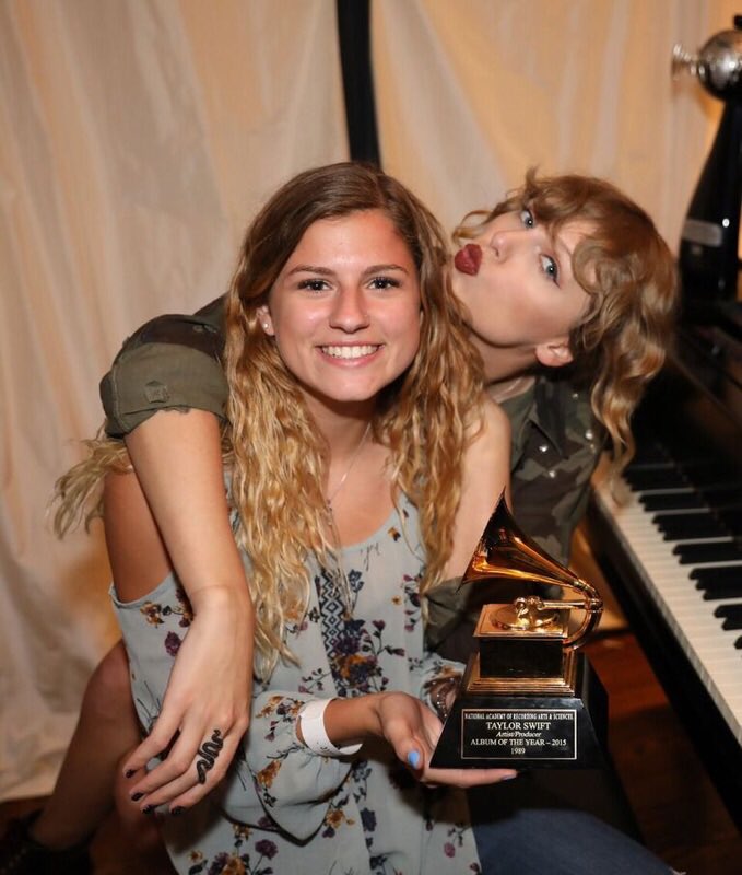 castle_of_brick's tweet photo. Taylor thank you. There are no words that can describe how truly amazing your heart is. We love you❤ https://t.co/xth0SdzrTs
