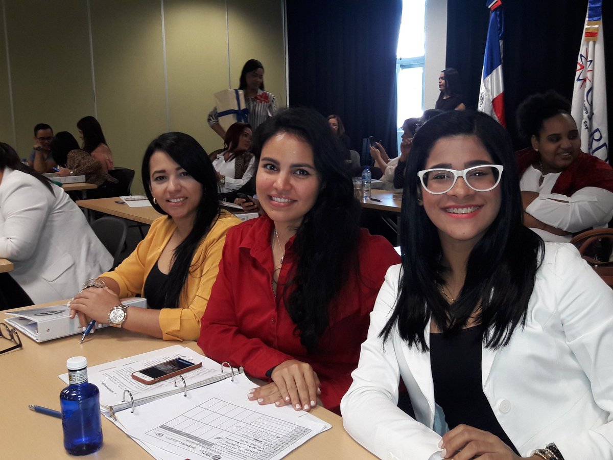 MIC_RD's tweet photo. Y por República Dominicana estará impartiendo este importante taller la especialista Xiomara Frías, Instructora #EmpretecRD https://t.co/byxyyoFaNI