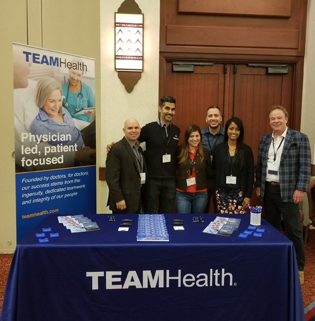 teamhealth's tweet image. Recruiter Will Daniels, Dr. Ron Greeno MD and fellow TeamHealth physicians at the SHM Leadership Conference last week in Arizona.
