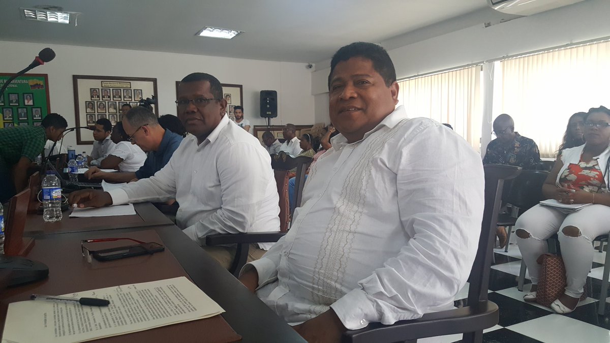 Bienvenido a este espacio, donde usted podrá conocer e informase de los Congresistas pertenecientes a la Bancada Afro Legal.