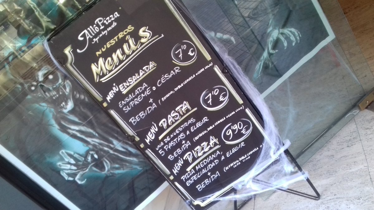 ¿Preparado para un terrorífico #Halloween2017 con una magnífica #pizza artesana de Allô Pizza? 
#madrid #Halloween