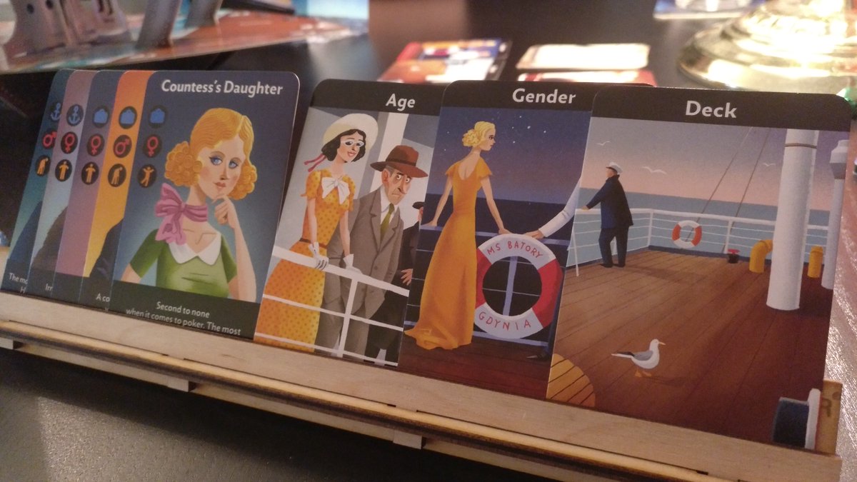 kindimmanne's tweet photo. Erstes Spiel nach der Spiel: Detektiv spielen auf der #MSBatory #SPIEL17 https://t.co/h5jYBfI701