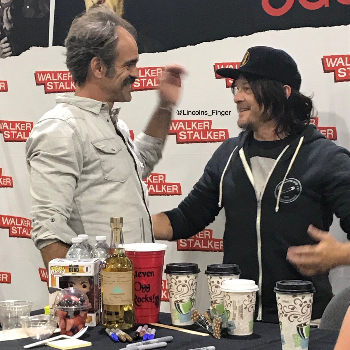 FlashiKat's tweet photo. @collette04 @NormansCat @wwwbigbaldhead @JDMorgan @StevenOgg #ManCrushMonday β€ #TWDMen https://t.co/1f1GtTOfid